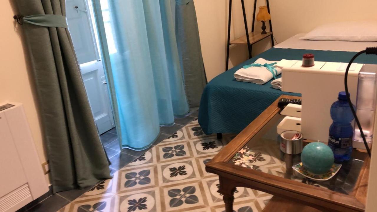 Alojamento de Acomodação e Pequeno-almoço Domus Aurea